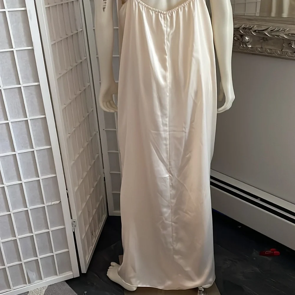 Natori Light pinky/Peach Nightgown Sz M - Picture 5 of 6